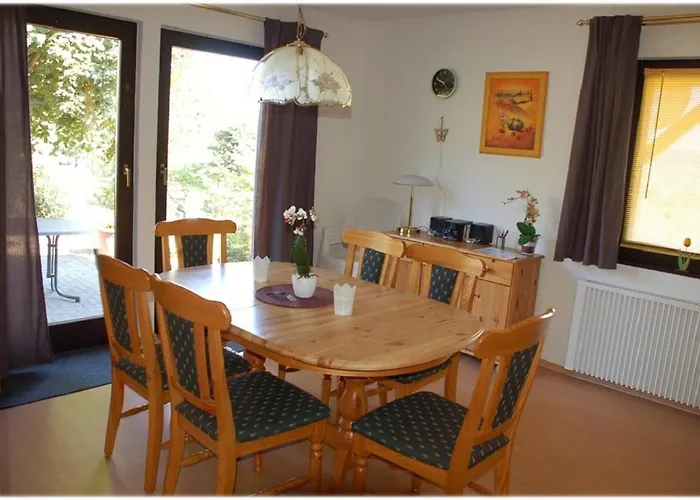 Naturblick Am Tor Zum Nationalpark Kellerwald